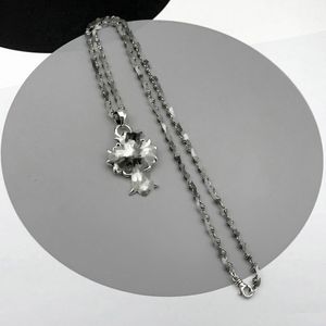 Collane con ciondolo di design unisex Pendenti con maglione incrociato Accessori per collane alla moda alla moda Hip Hop