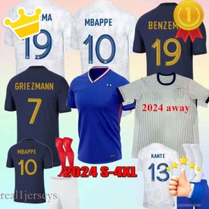 Full French Club Sets 22 BENZEMA Soccer Jerseys 24 GIROUD MBAPPE GRIEZMANN SALIBA PAVARD KANTE Maillot De Foot Equipe Maillots Kids Kit Women Men Football Shirt s ball