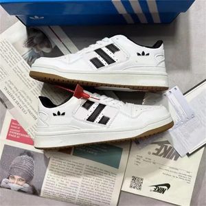 Sapatos de grife sapatos casuais para homens mulheres designer treinadores nuvem branco núcleo preto bonners colegial goma verde ao ar livre tênis esportivos planos