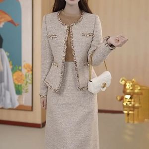Unxx Sonbahar -winter twopiece elbise seti şık kalınlaştırılmış ceket zayıflama bel yüksek kaliteli gündelik kıyafet kadınlar kadın 240219