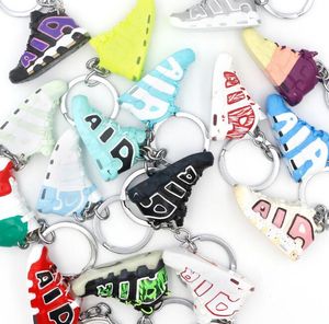 Designer Pippen Shoes Keychain 3D Basketball Keychains Stereoskopiska sneakers Keychains for Man Women Mini Sport Shoe Keyring 24 Styles