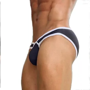 Underpants Shield Shaped Pouch Men's Panties Breathable Hemmed Briefs Male Comfortable Ice Silk Calsones Sexy Para Hombres Slip