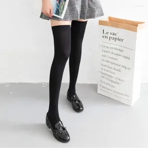 Calze da donna sopra il ginocchio calze bianche nere per studentesse carine alte coscia 50/70/80 cm uomo cosplay nylon nylon elasticità