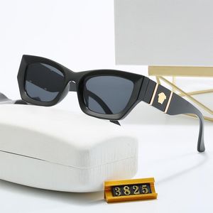 Designer Sunglasses Summer Beach Glasses for Women 5 Colors Driving Eyeglasses for Men