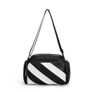 Bolsa de designer casual sacola de lona bolsa de ombro loja ombro mulheres homem mini bolsa de ombro sinal de metal macio pochette bolsa de embreagem simples crossbody sacos de corrente única