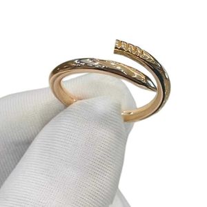 Love Ring High quality designer Ring Nail Ring fashion jewelry man wedding promise rings for woman anniversary gift1237