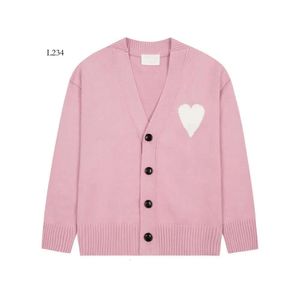 Designer Cardigan Women Sweater Cardigan Mens Knit Sweater Hjärtmönster Letter Printing 22 Lätt lyxpar Gifter Partihandel 2 bitar 10% rabatt 51