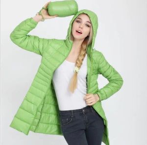 Katlar Sonbahar Kış Kadınları Ultra Hafif Ördek Aşağı Kapşonlu Ceketler İnce Orta Artı Parkas Kalınlık Palto