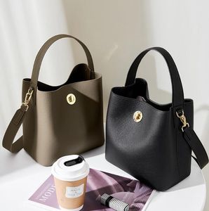 Balde de couro genuíno de luxo Mulheres de grande capacidade Bolsa de designer Bolsa Crossbody Boletes Bolsa de embreagem Bolsa de moda Bolsas de alta qualidade Bolsas