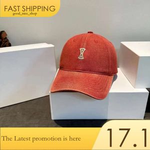 Lüks Beyzbol Kapağı Tasarımcı Şapka Caps Casquette Luxe Unisex Katı Geometrik Baskı Takılmış Çiftlik Tuval Men Dust Bag Snapback Moda Sunlig 42