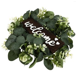 Декоративные цветы, зеленый эвкалиптовый венок с приветственным знаком, искусственные весенне-летние белые ягоды для входной двери