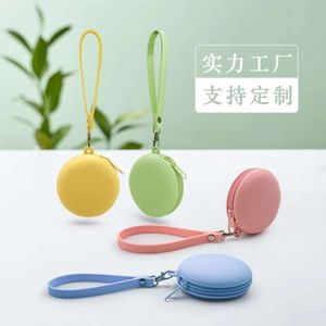 Round Silicone Purse Earphone Bag Cartoon Children Zipper Silicone Bag Carrying Key Chain Storage Bag Compact and Portable