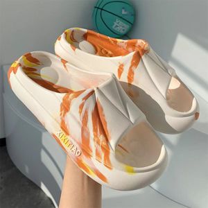 Dünne Streifen-EVA-Sandalen mit Anti-Rutsch-Gefühl für Männer und Frauen im Sommer-National-Tide-Stil, Spritztinten-Persönlichkeits-Hausschuhe mit dicken Sohlen, Orange