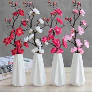 Decorative Flowers 28cm Artificial Plum Blossom Simulation Silk Cloth Floral Cuttings Road Leading Wedding El Home Floors Decoration