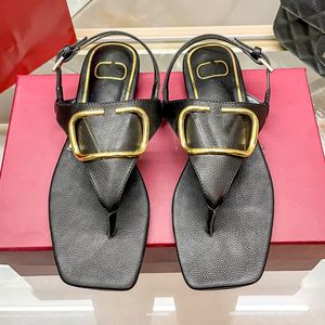 Italien Marke Luxus Designer Frauen Quadratische Zehen Sandalen Luxus Mode Damen Flache Boden Formale Schuhe Flip-Flops Hochwertige Klassische Metall Schnalle frauen Hausschuhe