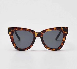 Solglasögon överdimensionerade kattögon solglasögon nya trendiga sexiga leopard nyanser för kvinnor klassiska varumärke lyx 90 -tal tortoiseshell cateye sun glassl2402