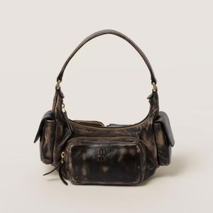 Borsa tascabile in pelle nappa Borsa sottobraccio da moto di lusso alla moda Indispensabile per gli spostamenti quotidiani Retro con elementi pratici Designer Donna Lusso