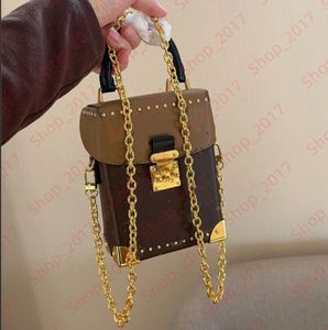 Kvinnor Vertikal Trunk Bag Petite Malle Handbag Mini Tote Designer Shoulder Crossbody Mobiltelefon Bags Camera Box Wallet Dhgate Messenger Sacoche Men Chain Ryggsäck