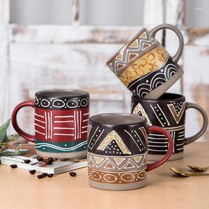 Muggar 450 ml stor kapacitet kreativ handmålad präglad keramik personlig keramisk kaffemugg unik kopp för te mjölk havregryn