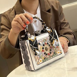 Liten Box Bag Women's 2022 New Fashion Handbag Feminine Joker Heavy Diamond Small Box Bag278U