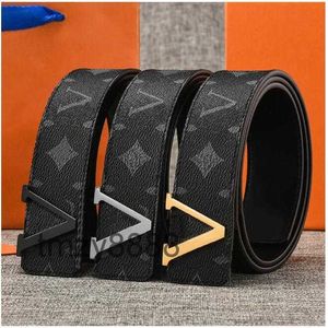 2024 Fashion Big Buckle Leateine ​​Leather Belt Orange Box Box Bolts Men Women Highly Quality New Mens AA6 MS0P