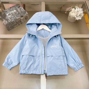 Lüks Bebek Ceketler Taze Mavi Çocuk Güneş Koruyucu Giyim Boyut 100-160 Çocuk Hooded Ceket Örgü astar Erkek Kızlar Dış Giyim 24Feb20