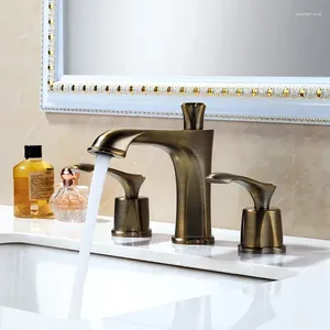 Bathroom Sink Faucets Antique Bronze Brass Faucet Two Handle Three Holes Cold Basin Art Design High Quality