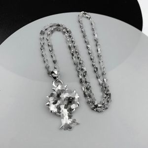 Unisex Designer Pendant Necklaces Cross Sweater Pendant Hip Hop All-match Necklace Accessories