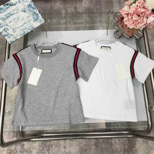 豪華なベイビーTシャツ夏のストライプスプライシングデザイントップサイズ100-150 cmデザイナーキッズ服コットンガールボーイズ短袖Tシャツ24feb20