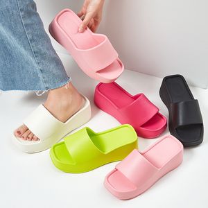 EVA-Hausschuhe für Damen mit 6 cm dicker Sohle für den Freizeitgebrauch zu Hause und im Freien. Scuffs-Sandale in Rosa und Rot