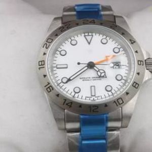 Högkvalitativ lyx Mens Automatisk klocka 16570 Luxury White Dial Wristwatch Designer Casual Men Watches rostfritt stål BUCKLE260I