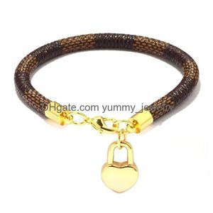 Charm Armbänder Marke Leder Charm Armbänder für Frauen Plaid PU Reales Gold Überzogene Herz Tasche Anhänger Hummer Verschluss Design Armreif Fashi DH9B5