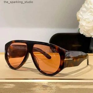 207 A114 Men t Tom-fords Designer Chunky Plate Frame Ft1044 Oversized Glasses Fashion Ford Sunglasses for Women Bl