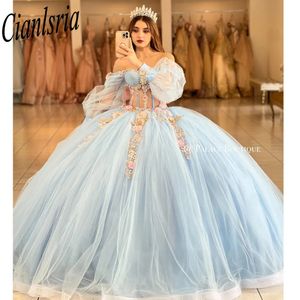 Sky Blue Quinceanera klänningar Mexiko Bollklänning Applique Lace Beading Sequined Birthday Party Princess Sweet 16 Dress