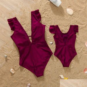 Family Matching Outfits Vneck Mother Daughter Bikini Swimsuits Set Ruffled Mommy And Me Swimwear Mom Baby Women Girls Beachwear Clot Dhqci