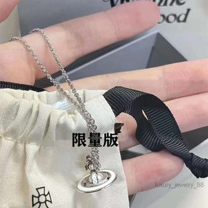 satellite Necklace Designer Necklace for Woman Vivienenwestwood Luxury Jewelry Viviane Westwood Necklace High Quality Pearl Enamel Saturn Pendant Necklace Wome