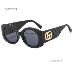 2024 Модные дизайнерские солнцезащитные очки Классические очки Goggle Открытый пляж Солнцезащитные очки для мужчин и женщин 7 цветов Дополнительная треугольная подпись
