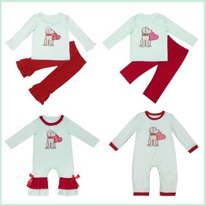 Kläder sätter alla hjärtans dag baby bomullskläder långärmad blå set rund hals valp broderi pojke kostym romper ruffle jumpsuit