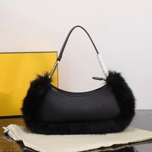 Designer O'Lock Swing Pelz-Umhängetaschen, schwarzes Leder und lange Handtaschen aus Wolle, Winter-Goldstich, silberne dicke Kette, Baguette R204w