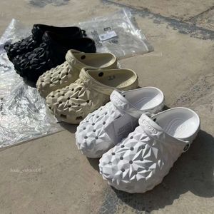 2024 New Style Kids 신발 디자이너 샌들 Salehe Bembury Stratus Crocodile 오이 Menemsha Urchin 신발 여름 슬라이드 디자이너 Durian Shoes Mermaid Shoes 91