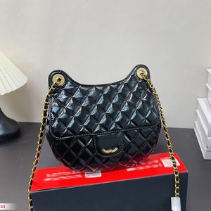 Torba księżycowa moda worek na ramię 19 cm skórzana Diamond Gold Hardware Metal Burzacz luksusowa torebka Matelasse łańcuch crossbody torebki makijażowe portfel Portfel Sacoche