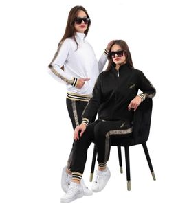 Kvinnors träningsdräkter Herrspårsfall Luxury Brand Casual Sports Sate 2 Piece Set Designer Par Set J2944