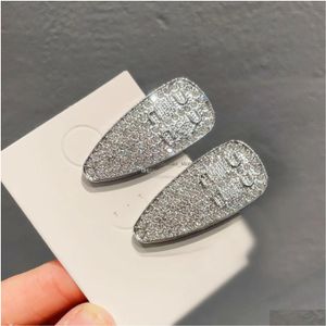 Pannband lyxiga designer diamant hårklipp stil bokstav temperament sida m barretter tillbehör högkvalitativ hårnål gåva drop del dhfnh