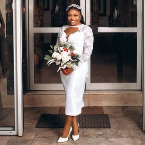 Kurze Aso Ebi Meerjungfrau-Hochzeitskleider für die Braut, Übergröße, Illusion, elegante Spitze, transparenter Ausschnitt, lange Ärmel, T-Länge, Hochzeitskleid für schwarze Frauen und Mädchen aus Nigeria, NW105