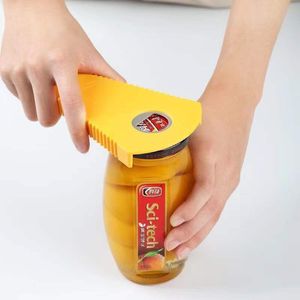 CAP Twister Universal Bottle Opener Multi Functional Housely Can Opener Can Capper Manual Cap Opener