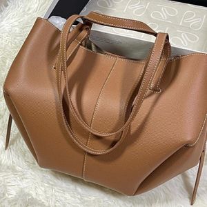 Designer bag large capacity tote bag women's handbag high-quality leather bag shopping bag card bag beach bag