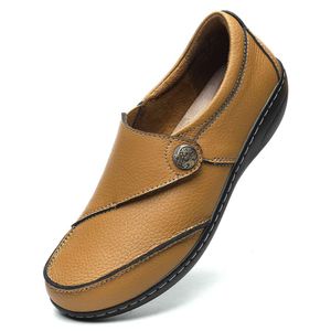 Mocas de passo, geoeleph e casual para mulheres, caminhando sapatos chatos, couro de lapidação macia 549 521