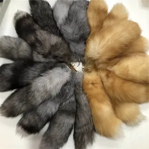 10Pcs/lot- 100% Real Genuine Fox Fur Tail Keychain Cosplay Toy Keyring Handbag Purse Pendant Tassels