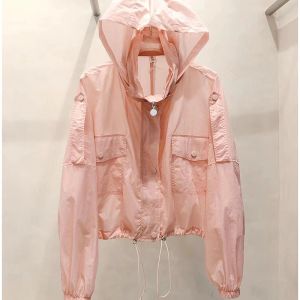 Jackor 2023 Kvinnor Summer Hooded Beach UV Jacket Kvinnlig långärmad solskyddskläder damer rosa solskyddsmedel avslappnad topp