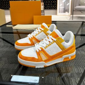 2024 Sommer atmungsaktive klassische Luxus-Männer Frauen Freizeitschuhe Weiße Liebhaber Trainer Designer Sneakers Drucken Low Cut Grün Rot Schwarz Weiß Laufschuh 36-45 M08